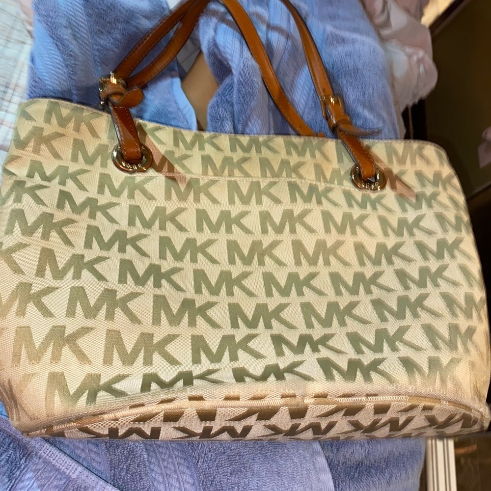 Authentic Michael Kors Purse